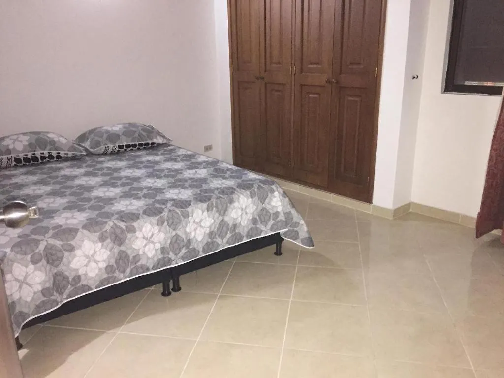 Excelente, moderno, amoblado y bien ubicado apartamento en Laureles, Medellín 0*,  Colombia