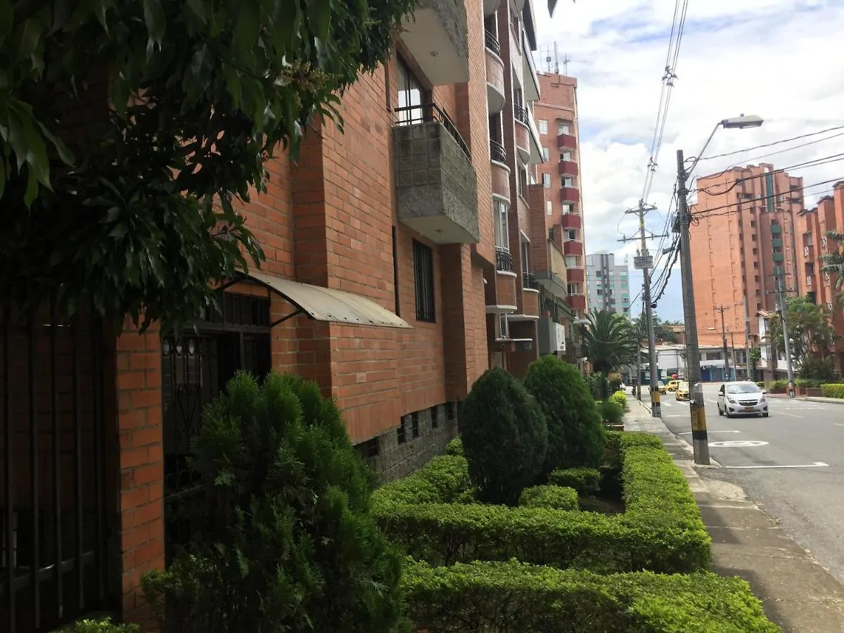 Bueno Y Amplio Apartamento En El Barrio Mas Cool Del Mundo , Laureles Medellin